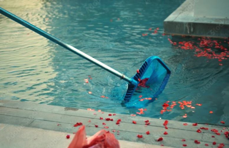 nettoyer sa piscine pour l'hiver